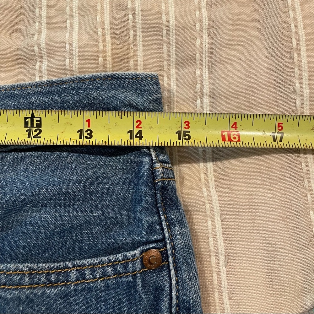 Levi’s Wedgie Straight Leg High Rise Button Fly Jeans 28 - Picture 10 of 12